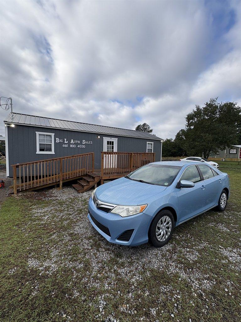 2012 Toyota Camry LE